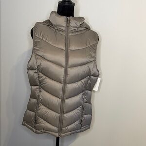 Charter Club Women's Taupe Puffer Vest - sz L - NWT